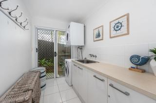 Burleigh Beach House - Gold Coast - 1