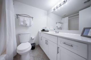 229-Fully Furnished 1BR Suite-Prime Location - Scottsdale - 5
