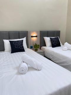 LYL HOMESTAY-IPOH 10Pax 4R - Ipoh - 1