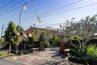 Jero Harum Homestay - Krambitan - 9
