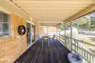 124 Rocky Point Rd - pet friendly, air con, Wi-Fi, high chair and Cot - 1
