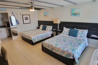 River Delight,Studio109, Beach & Pool steps away + WiFi - Ruskin - 6