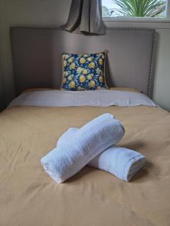 Epsom Red House - 6