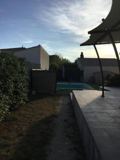 Villa moderne piscine privée calme soleil près de Nîmes - Clarensac - 2