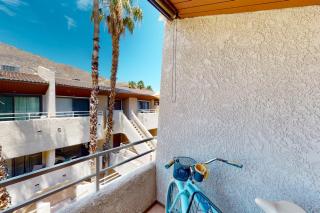 Kitschy Rich Palm Springs Permit #60096 - Palm Springs - 8