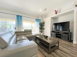 Lakeside Sunset suite - 7