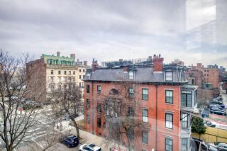Back Bay 1BR steps from Newbury T BOS-559 - 7