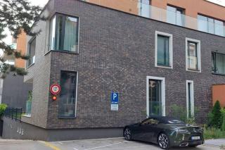 Rezidencia Kmeťova so súkromným parkovaním zdarma, 5 min pešo do centra - Košice - 2