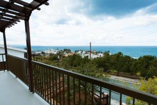 Seaclusion Vacation Villa - Pomos - 8