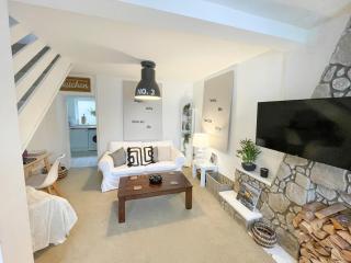 Cottage by Rhigos Mountains - Treherbert - 9