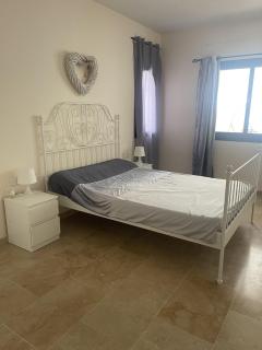 Stunning 2-Bed Apartment in Marina de le Duquesa - Manilva - 1