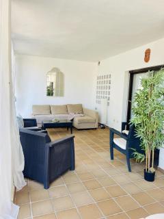 Stunning 2-Bed Apartment in Marina de le Duquesa - Manilva - 7