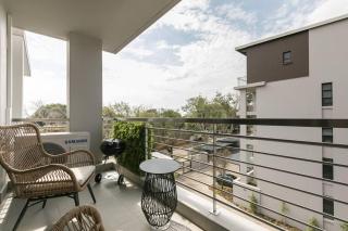 Lux 2bed 20Mb WiFi on Keyes artmile 2km 2 Gautrain - Johannesburg - 7