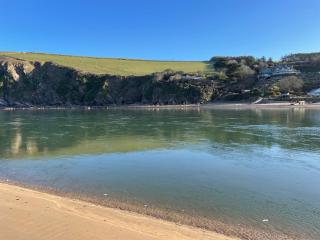 River View at White Horses, Bantham, South Devon with glorious estuary views - 2