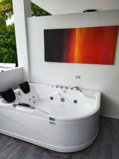 Bonsai Jacuzzi Suites - Panglao - 7