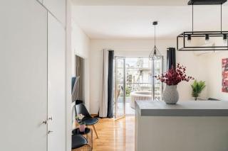 2BDR Boutique Full Apt in Plaka (BIG BALCONY) - Athens - 1