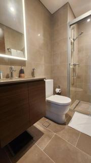 STAY BY LATINEM Luxury 1BR Holiday Home CVR A703 near Burj Khalifa - Dubai - 6