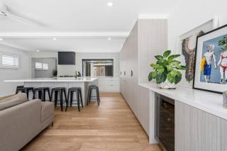 Style on Sound Luxury Home Noosa - 5