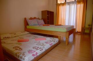 Jurias Garden Hotel - 6