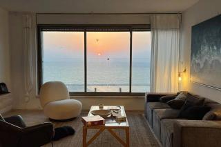 Beachfront apartment with breathtaking sea view - 6