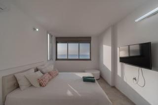 Beachfront apartment with breathtaking sea view - Netanya - 1