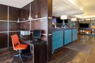 Best Western Plus Midwest Inn - Omaha - 3