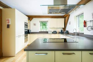 Spinney Falls House CW87 Lower Mill Estate The Cotswolds - 7