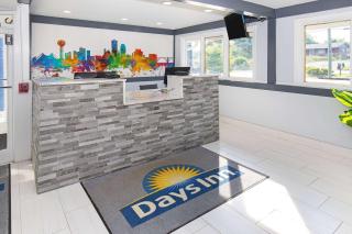Days Inn by Wyndham Knoxville North - Knoxville - 7