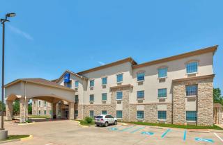 Baymont Inn & Suites by Wyndham Glen Rose - Glen Rose - 8