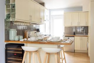 Tintern Apartment - Clapham - London - 4