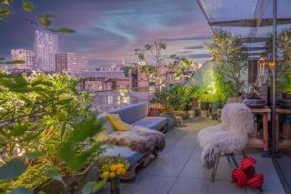 Luxurious Penthouse, Expansive Wrap-Around Terrace - London - 9