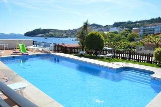 Apartamentos Sinás Playa - Raxó - 1