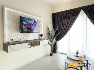 JB SeaView with Balcony Country Garden Danga Bay for 6 Pax - Johor Bahru - 2