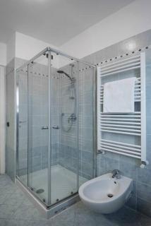 Comodo [20min da MXP]+Box Auto - 1