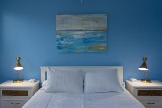 Centrally Located Two Bedroom Unit! Close to Everything! - 3