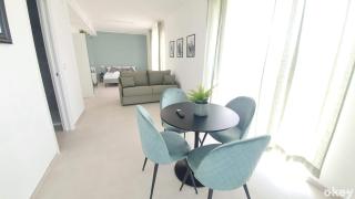 Villa Mediterranea Apartments - Seaview, Pool & Garden - Bari - 3