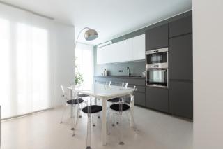 Porta Nuova Bright and Roomy Flat - Milan - 5