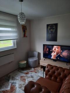 Sunny Funny House - 1