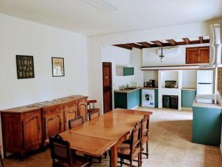 Gite à la ferme avec piscine ou jacuzzi privé billard - Floure - 3