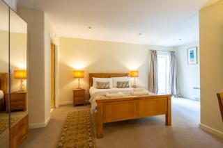 Stonegate Retreat - 1