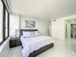 Beach Paradise a cozy ocean view condo on the beach with free parking - Hollywood - 4