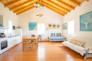 Cozy Village House in Marantochori with Stunning Hill Views - Marantochori - 9