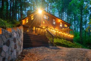 The Eagle's Nest Mountain Cabin Gatlinburg - Gatlinburg - 0