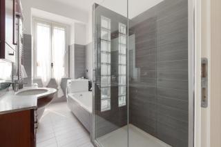 Roomy Apartment x5 - 850 m far from Famagosta MM2 - Mailand - 6