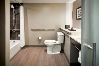 Dallas-Addison Marriott Quorum by the Galleria - 3
