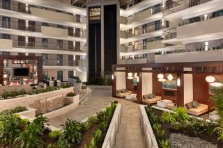 Embassy Suites by Hilton Atlanta Airport - Atlanta - 6