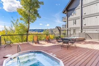 Yampa View 307 - 8