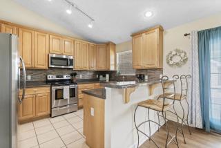 The Splash Pad Sleeps 13 w Pool Patio and Garage - Panama City - 6