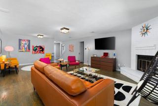 That 70s House -Fun 6 Bedroom W Pool & Game Room - Round Rock - 7