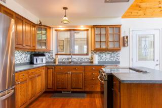 Luxury Waterfront Cottage - Picton - 6